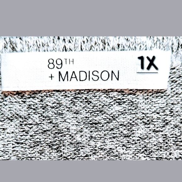 89th+Madison Plus Size Women's Gray LongSleeve Shoulder detail Top Size 1X NWOT - Picture 10 of 13